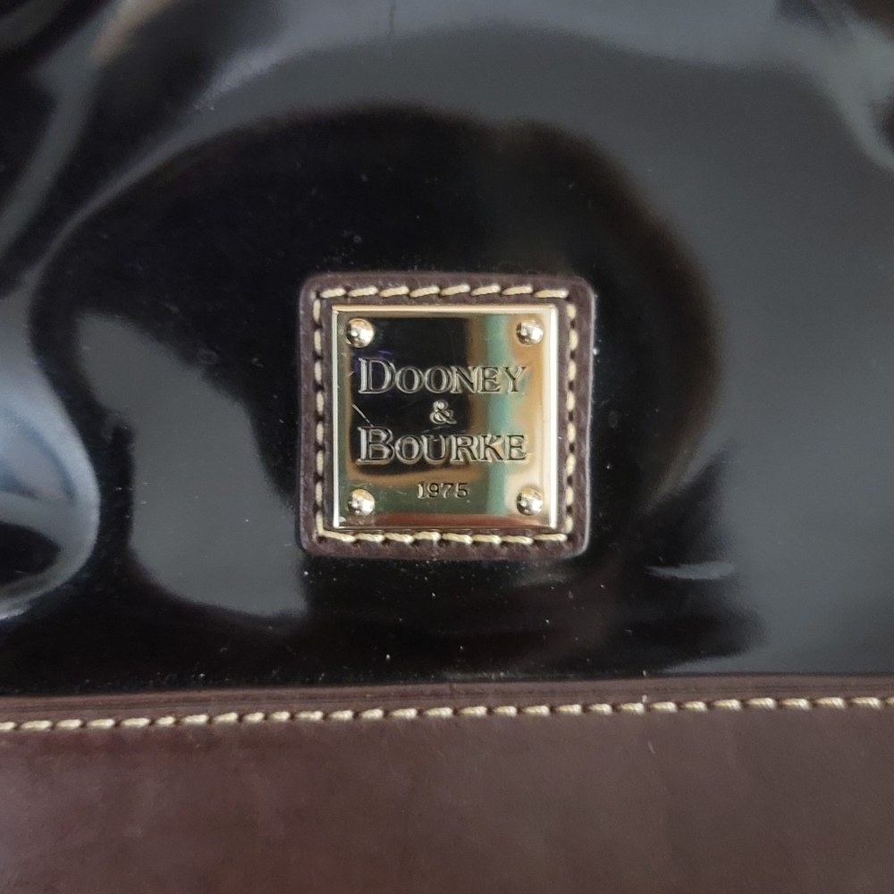 Dooney And Bourke Black Brown Patent Leather Crossbody - Picture 10 of 16